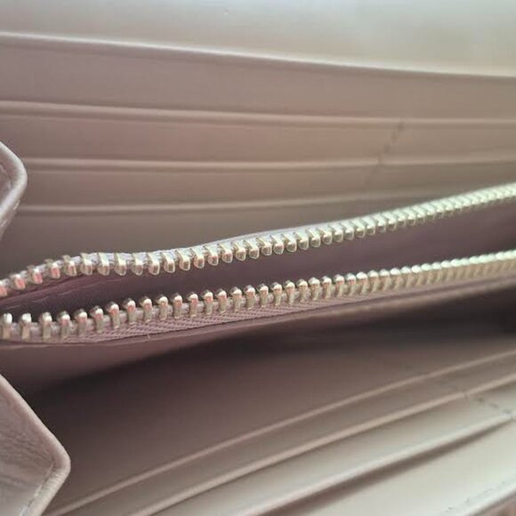 MCM Tan Chain Wallet - Picture 4 of 4